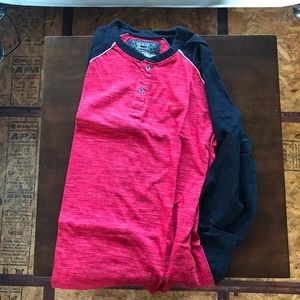 Raglan sleeve shirt